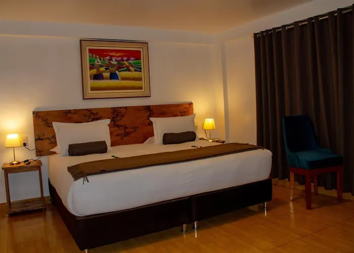 Hotel Tara