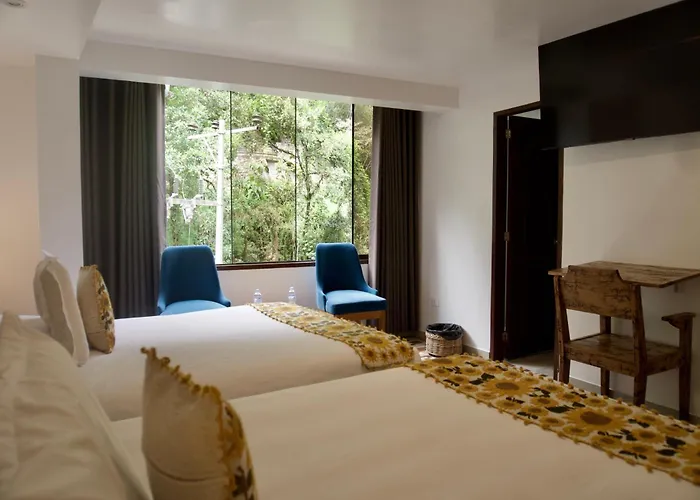 Tara Hotel 3*