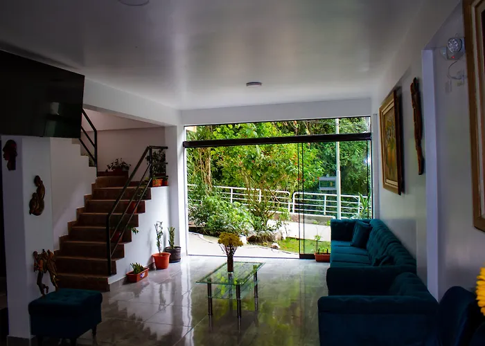 Tara Hotel 3*