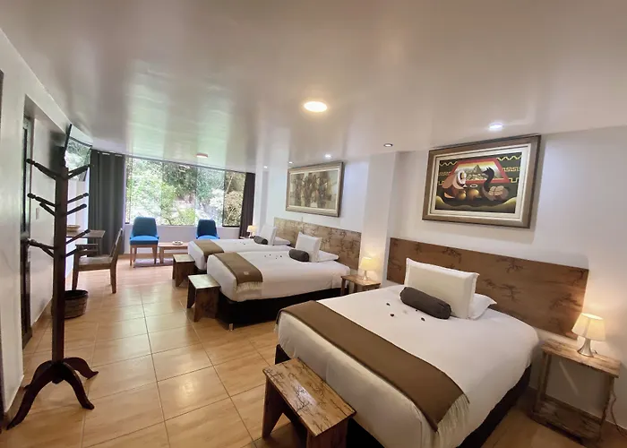 Hotel Tara